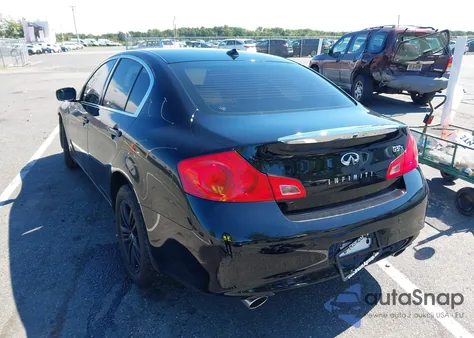 2013 Infiniti G37X из США, поврежденный, VIN JN1CV6ARXDM770593